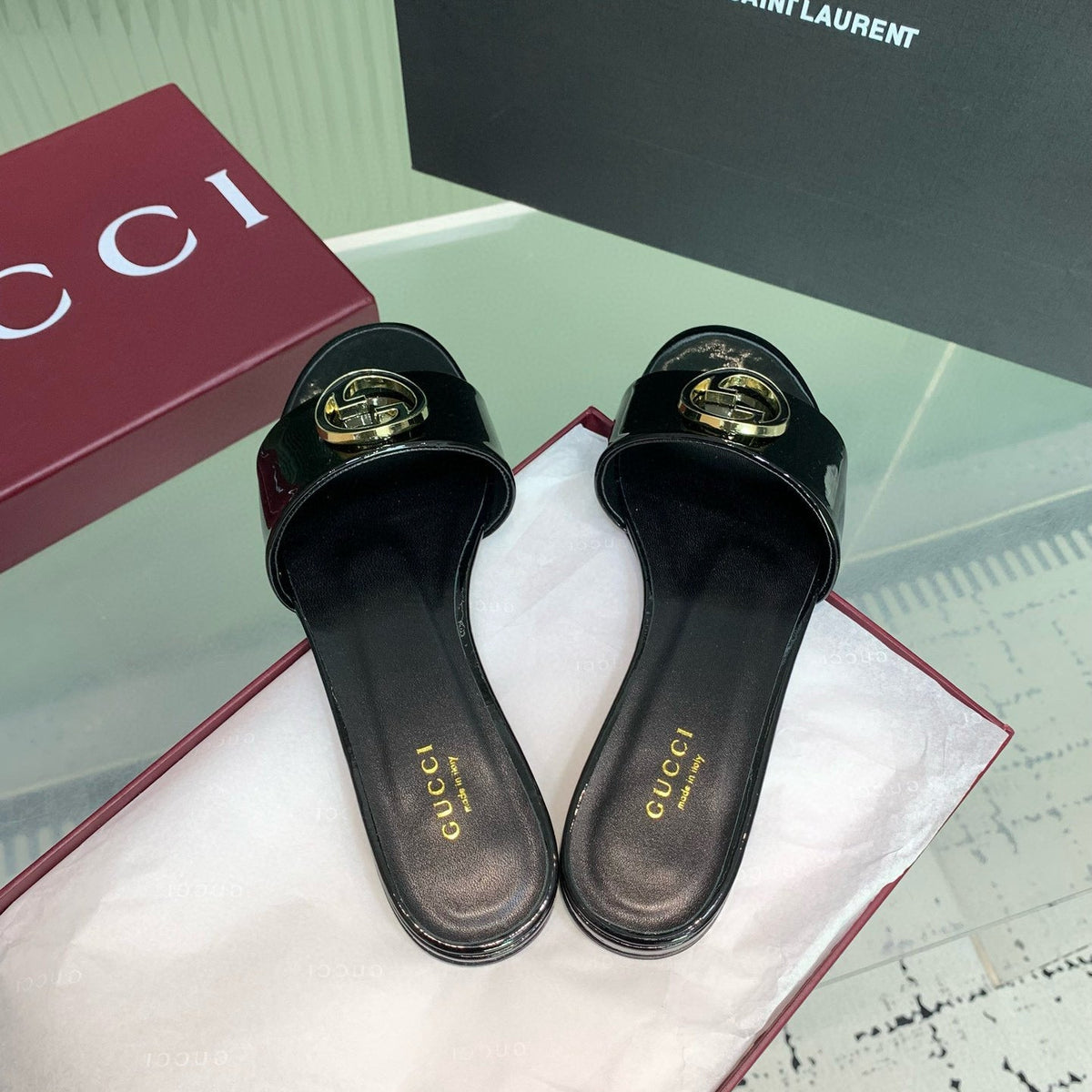 GG SANDALS