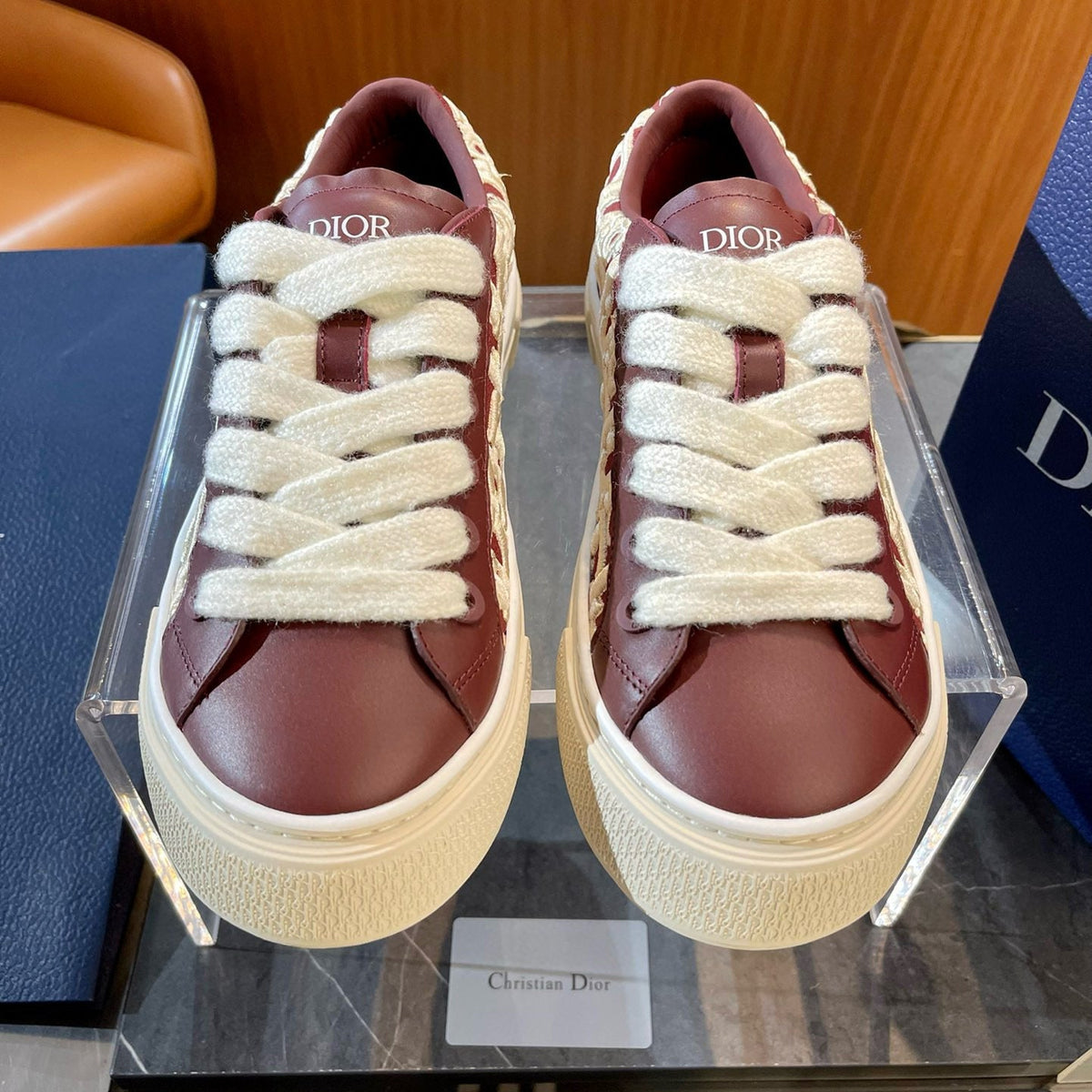 CD B33 SNEAKER