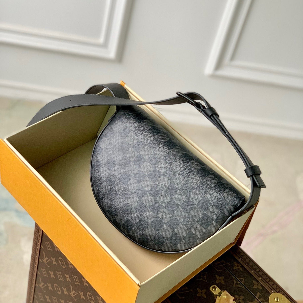 LOU MOON BAG