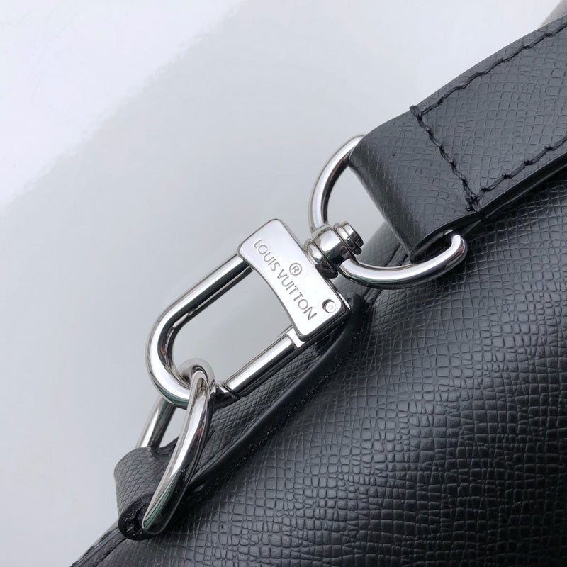 LOV2 Bags - Luxurious Bags  2713