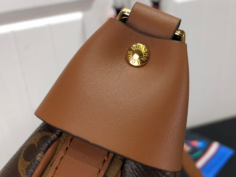 I W Fashion Lu-Vi Bags - 16920