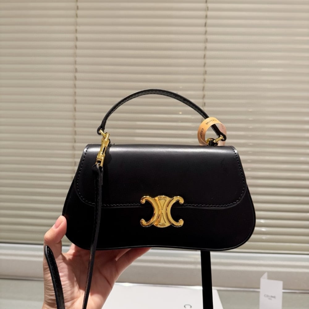 CELINE TEEN CELINE LOLA IN SHINY CALFSKIN BLACK 23CM 119533BF4 38NO