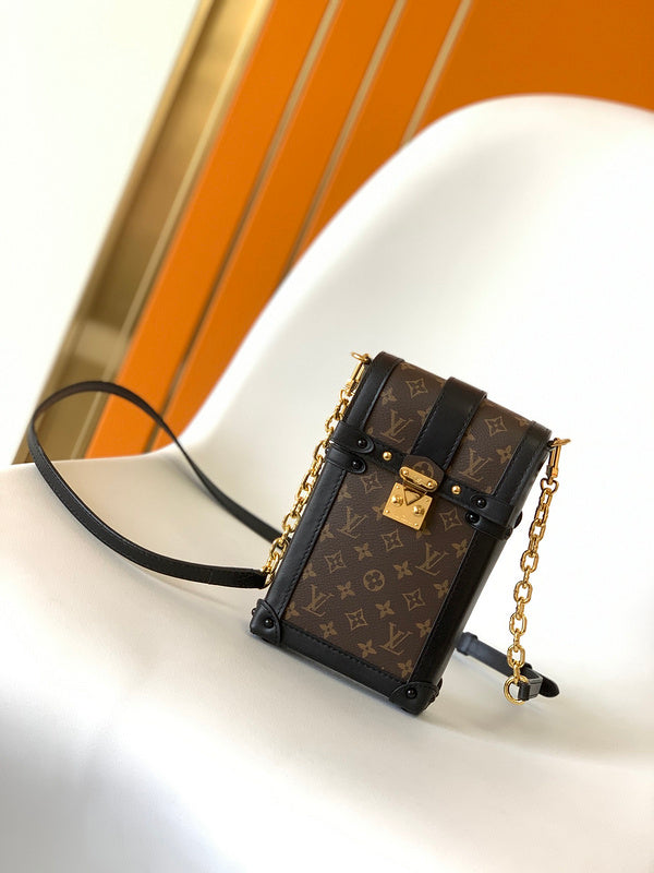 I W Fashion Lu-Vi bags - 17153