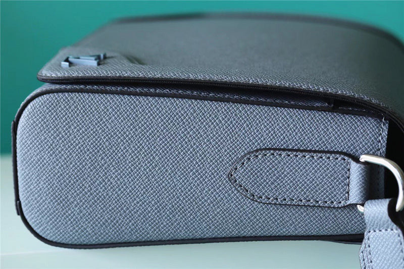 I W Fashion Lu-Vi bags - 10261