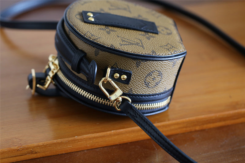 I W Fashion Lu-Vi bags - 8326