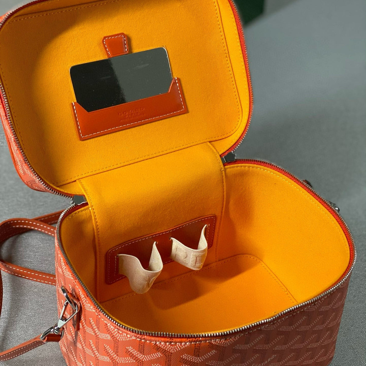 GOYA MUSE VANITY CASE