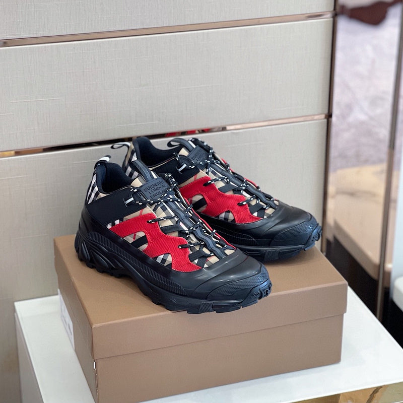 Burberry Luxury Shoes