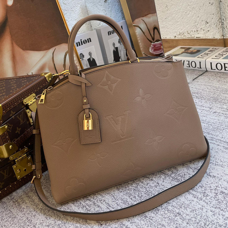 LOV2 Bags - Luxurious Bags  845
