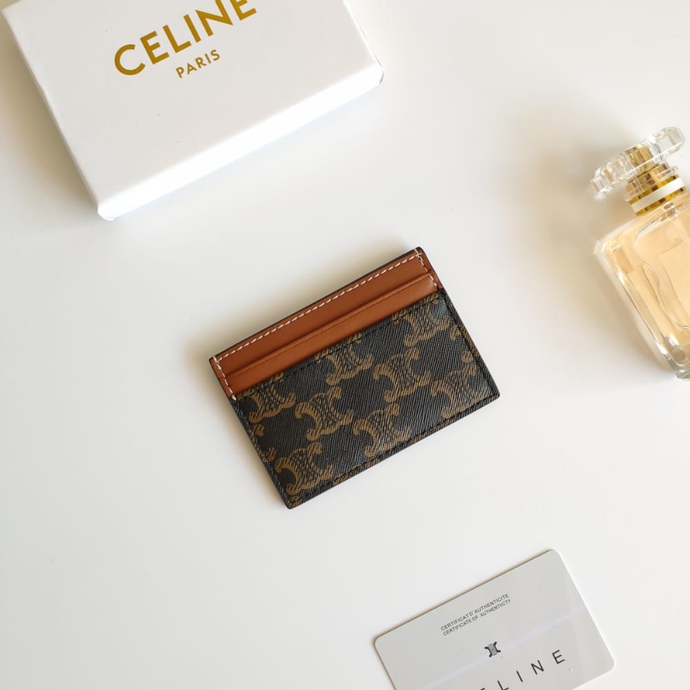 CELINE CARD HOLDER IN TRIOMPHE CANVAS WITH CELINE PRINT TAN 10CM 10B702CLY 04LU