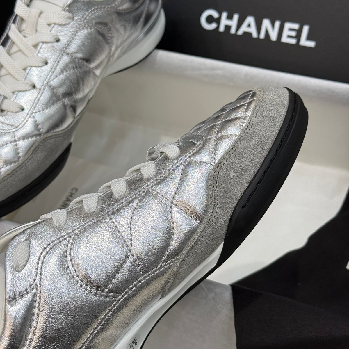 CC SNEAKER