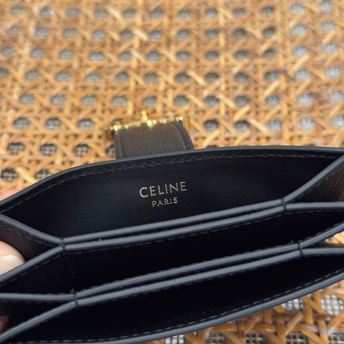 CEL ACCORDEON CARD HOLDER