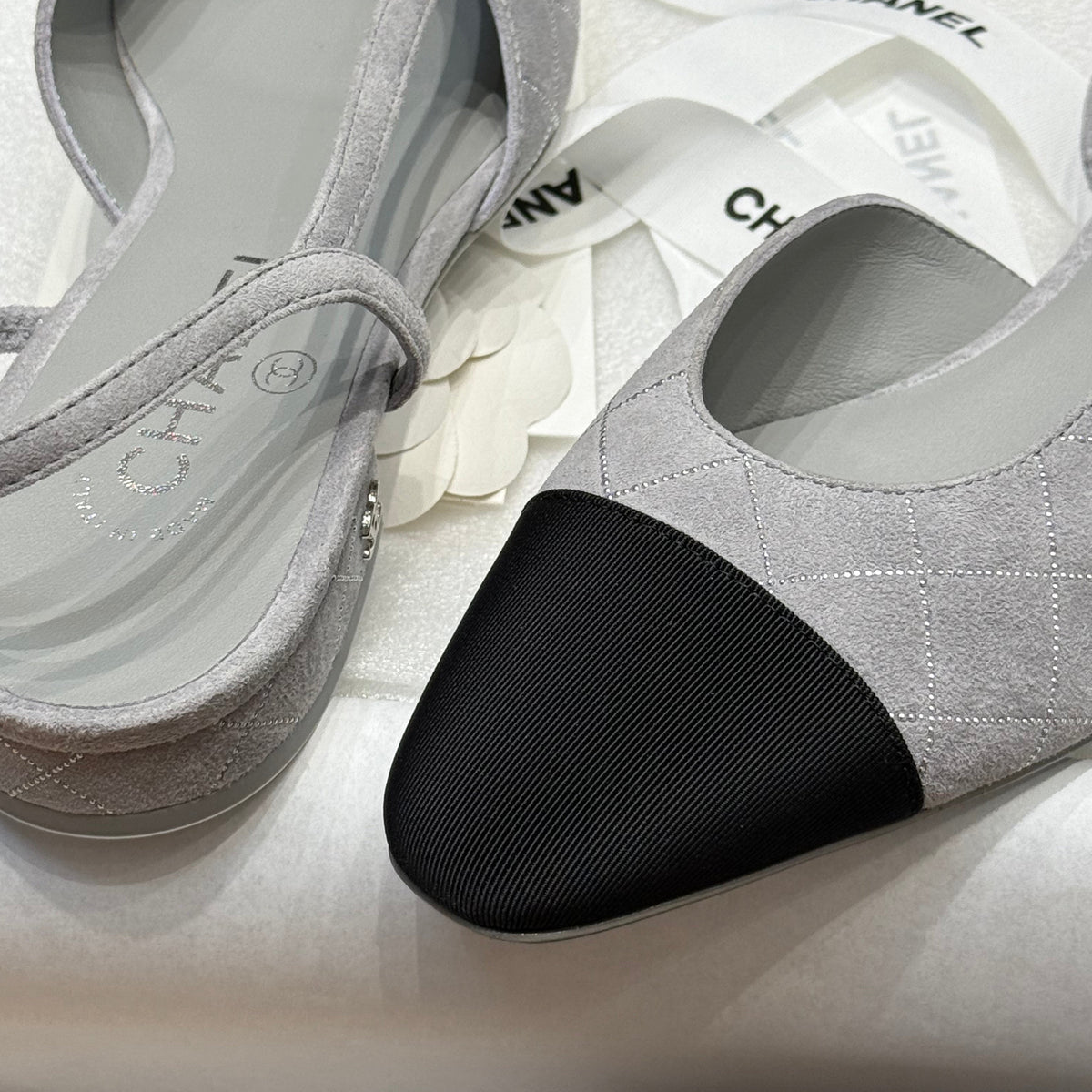 CC SLINGBACK PUMPS