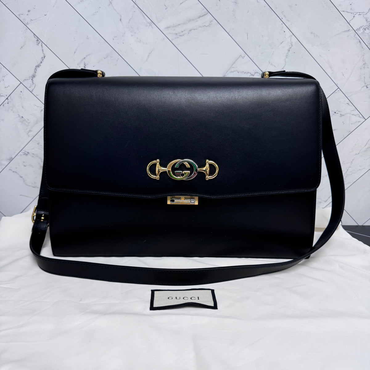 BRAND NEW Gucci Black Leather Zumie Shoulder Bag