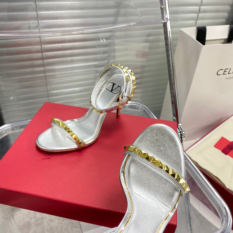 Valentino GARAVANI Luxury Shoes