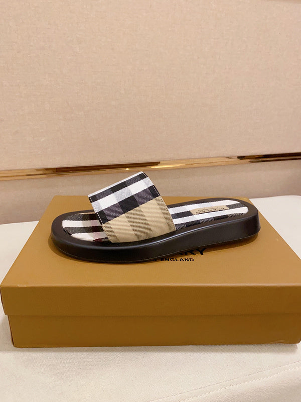 Burberry Luxury Shoes