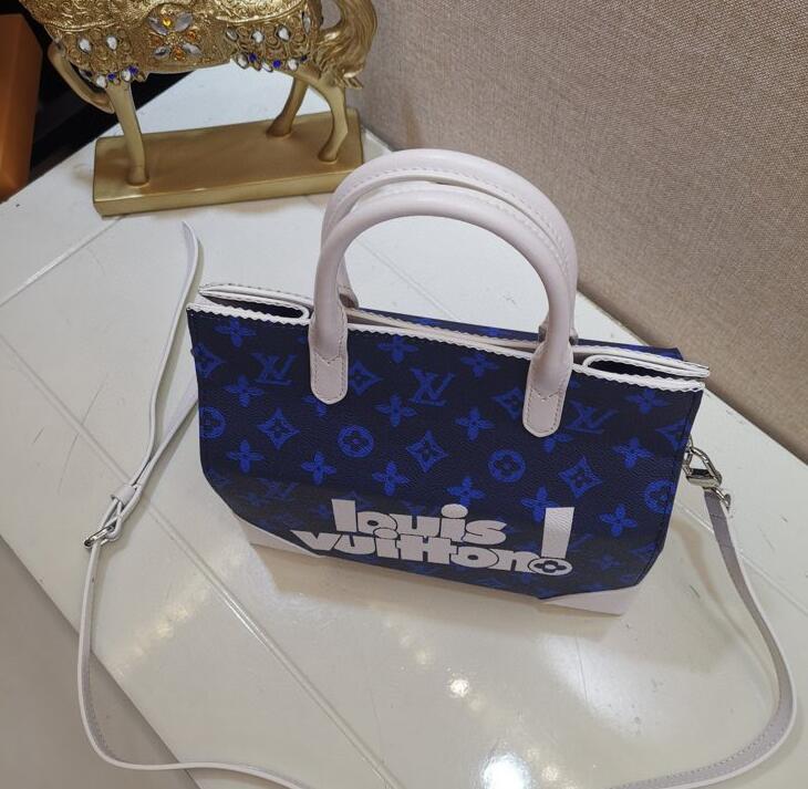 Mila's Edit - LOV Bags - 2432