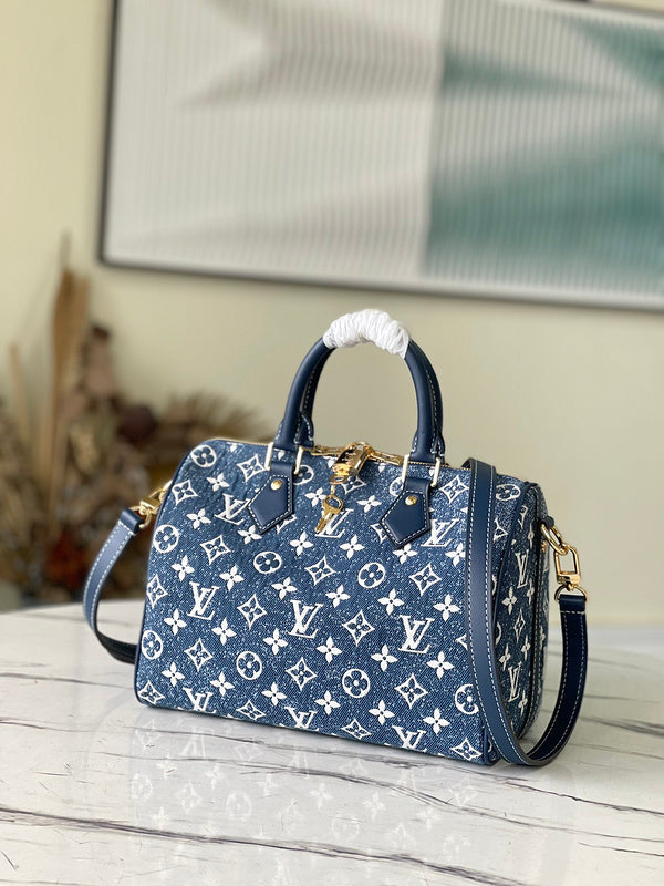 I W Fashion Lu-Vi bags - 17035