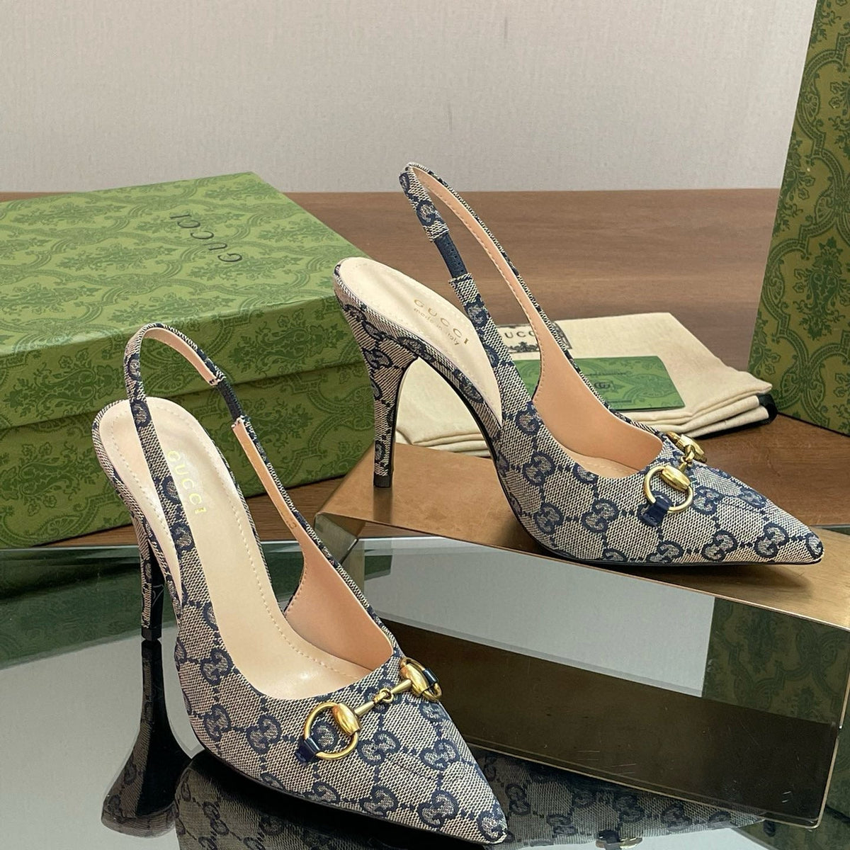 GG HEELS