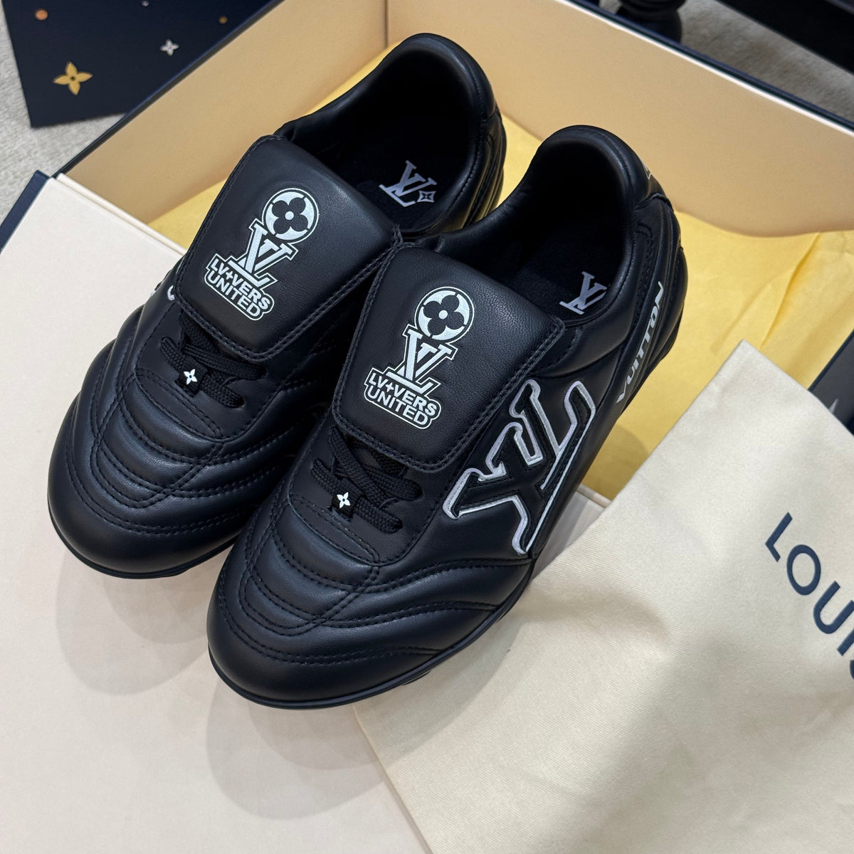 LOU FOOTPRINT SNEAKER