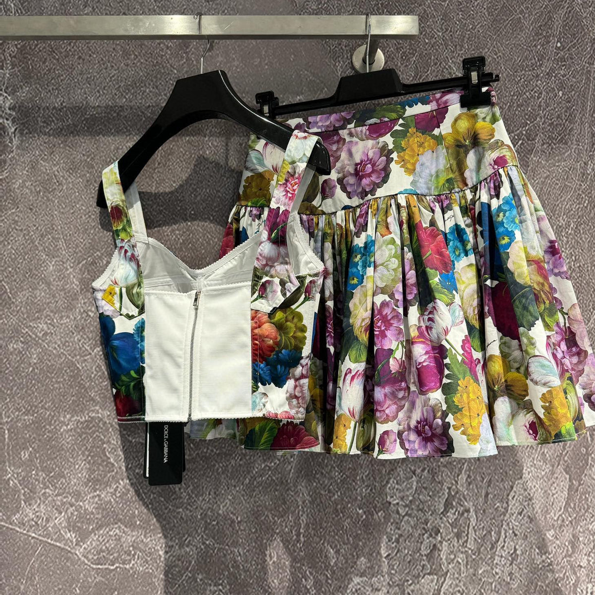D&G TOP