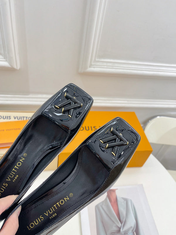Louis Vuittion Luxury Shoes