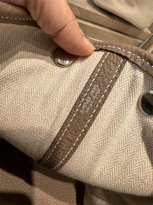 PHA - HMS Bags - 889