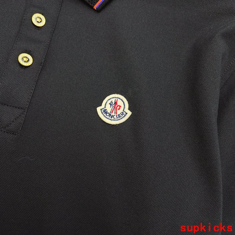 Moncler Luxury Cloth