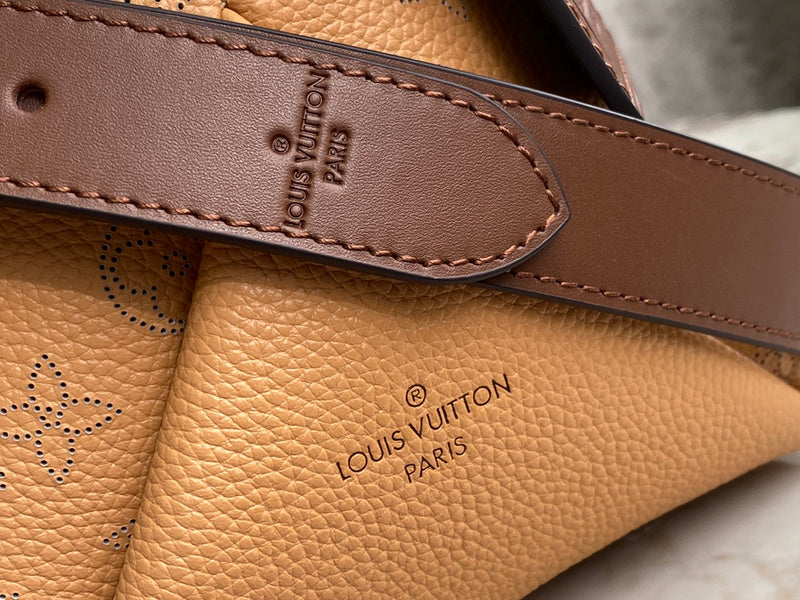 I W Fashion Lu-Vi bags - 17278