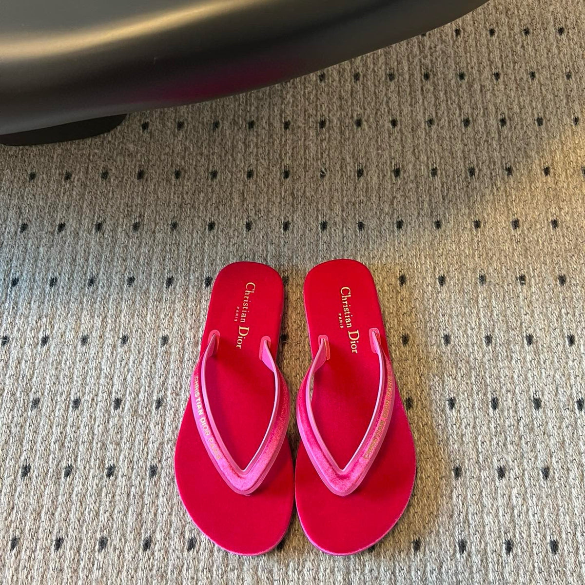 CD THONG SANDAL