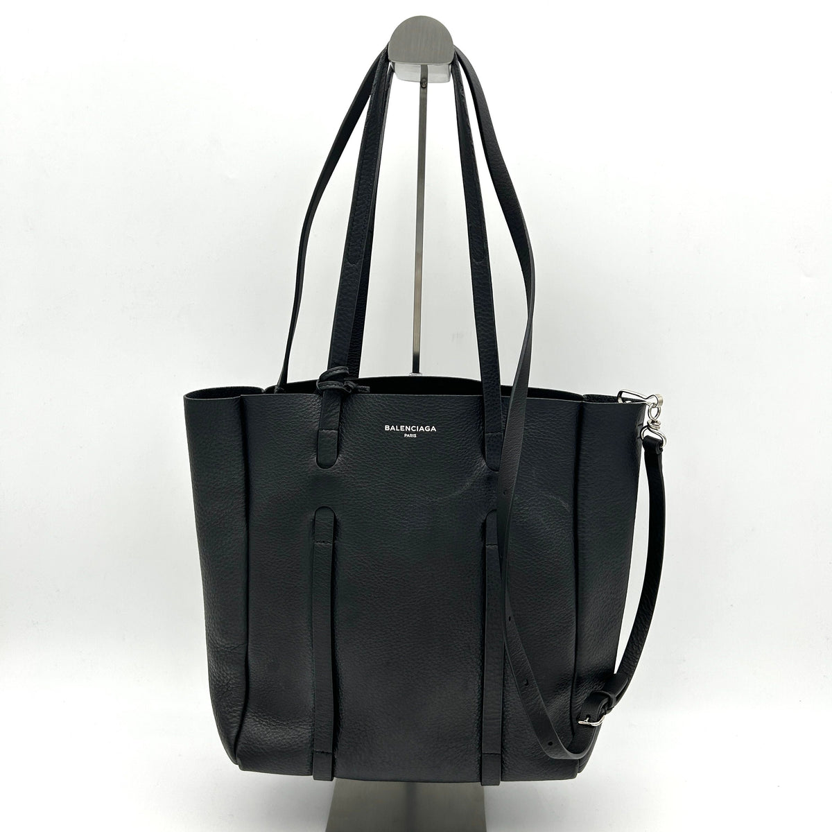 balenciaga Everyday Tote M - Black Totes, Handbags IT5IJM3R36LG