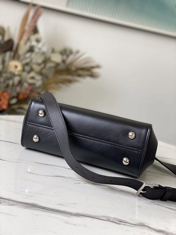 I W Fashion Lu-Vi bags - 17532