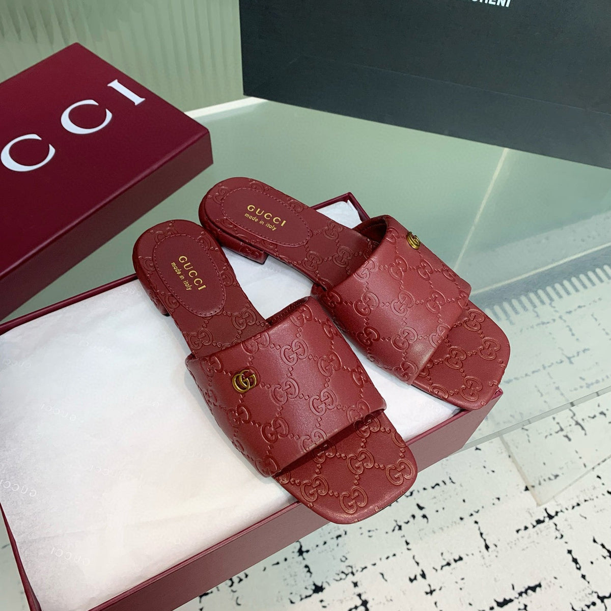 GG SANDALS