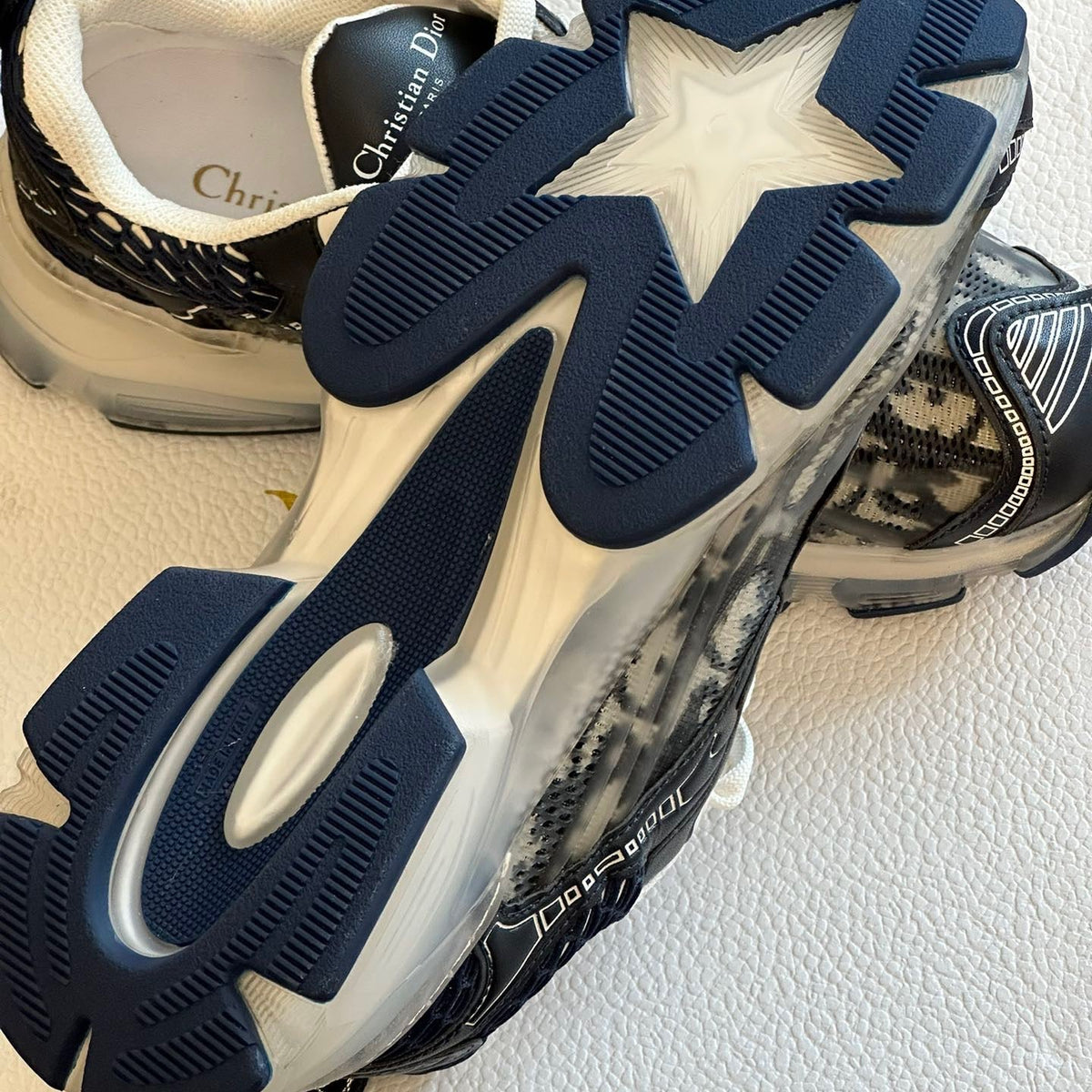 CD VIBE SNEAKERS
