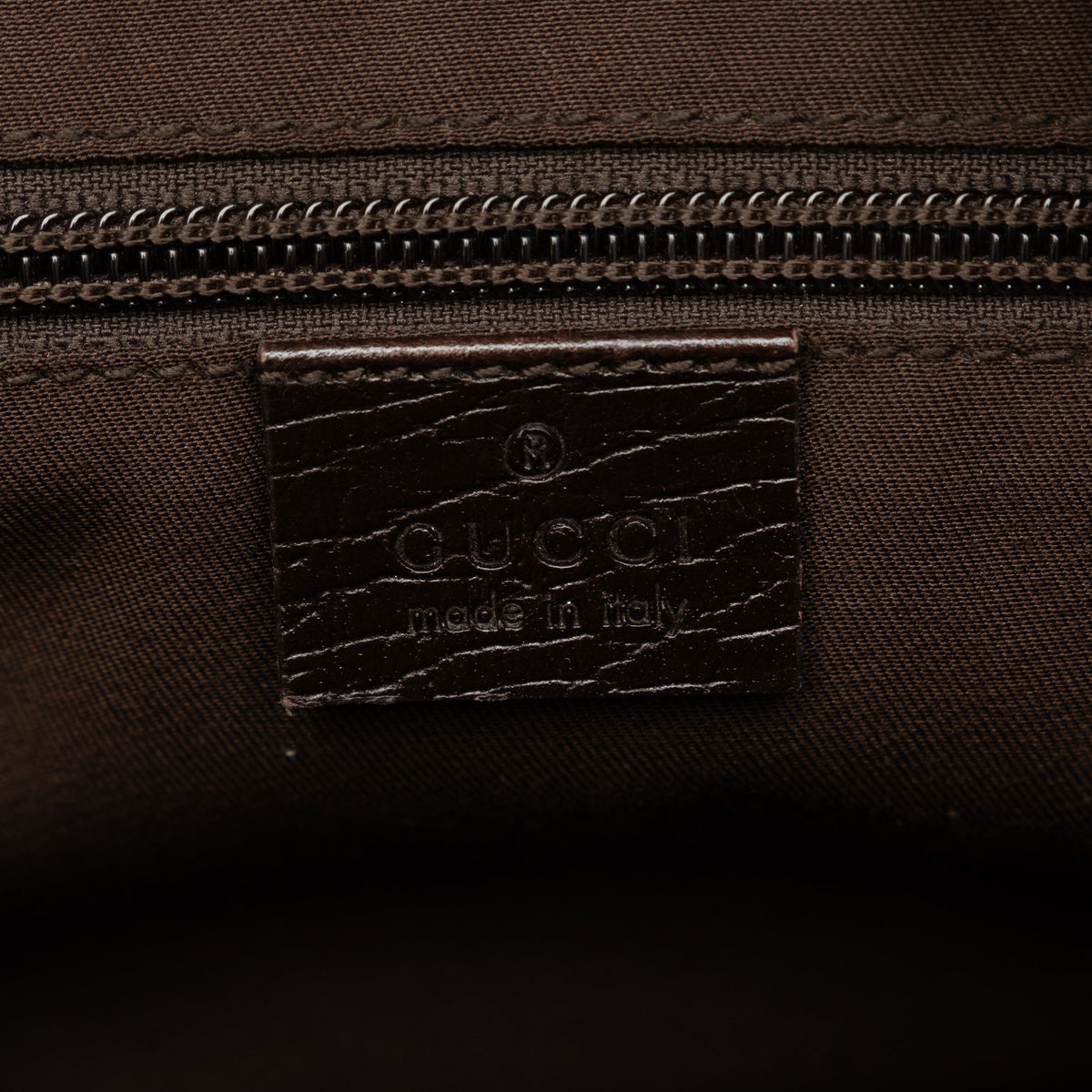 GUCCI GG Supreme Crossbody Crossbody Bag
