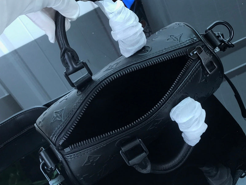I W Fashion Lu-Vi bags - 17418