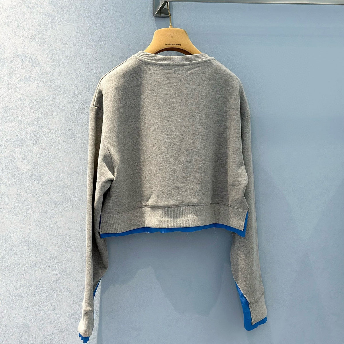 MIU M SWEATSHIRT