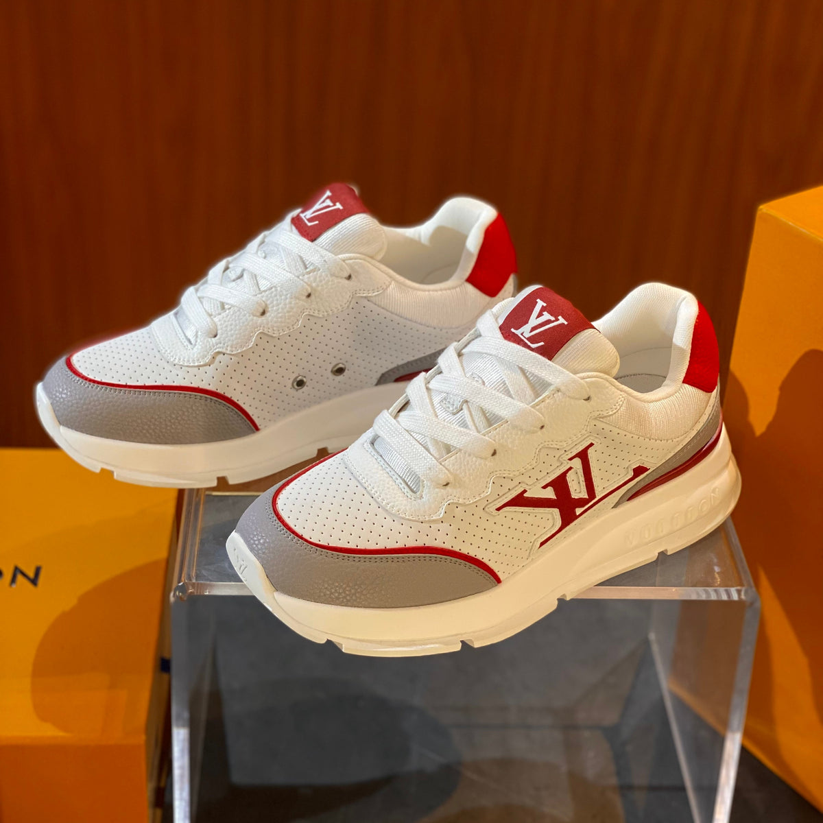 LOU CLASSIC SNEAKER