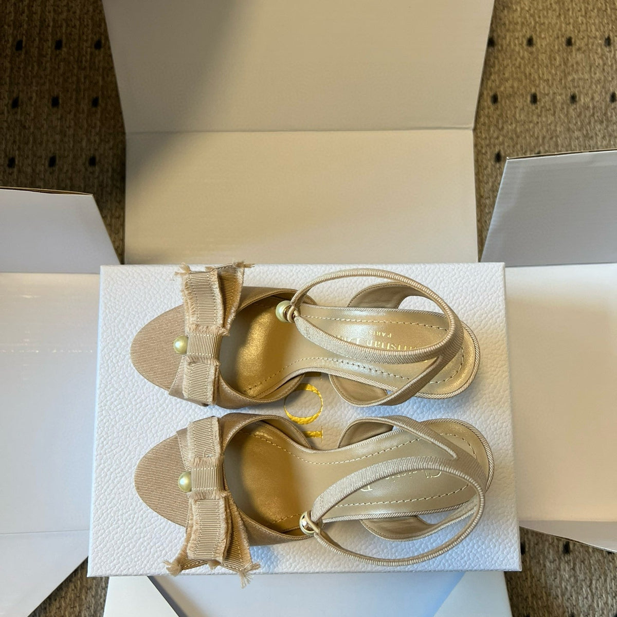 CD HEELS