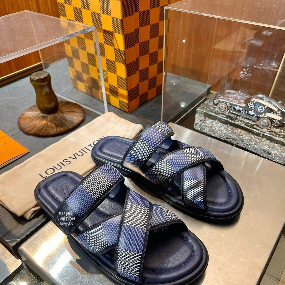 LOU VENICE MULE