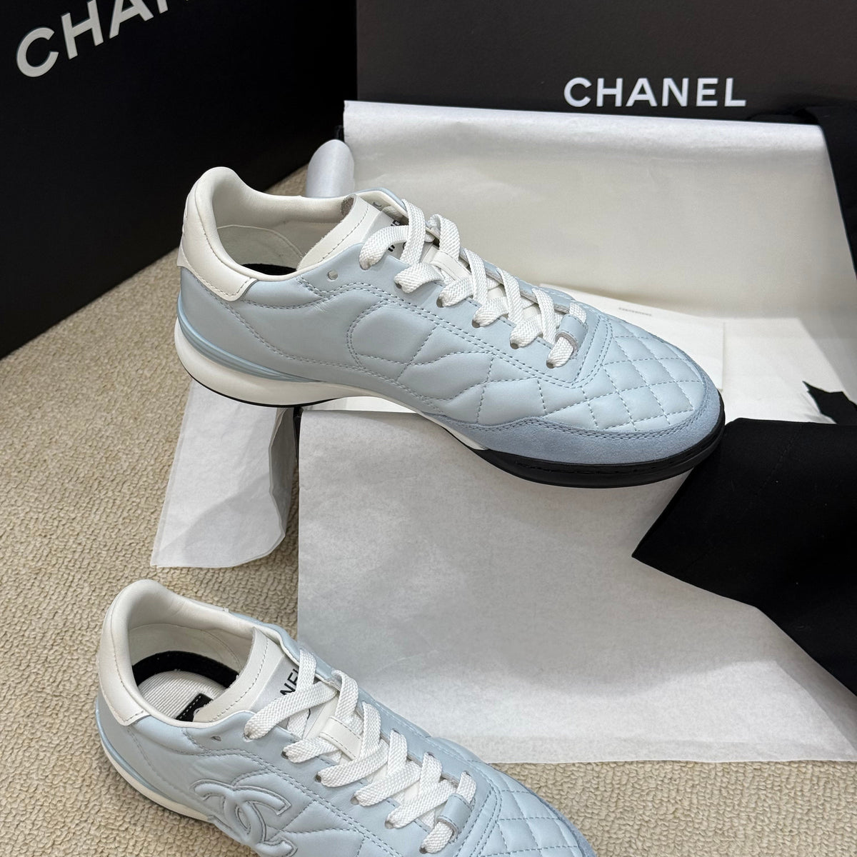 CC SNEAKER