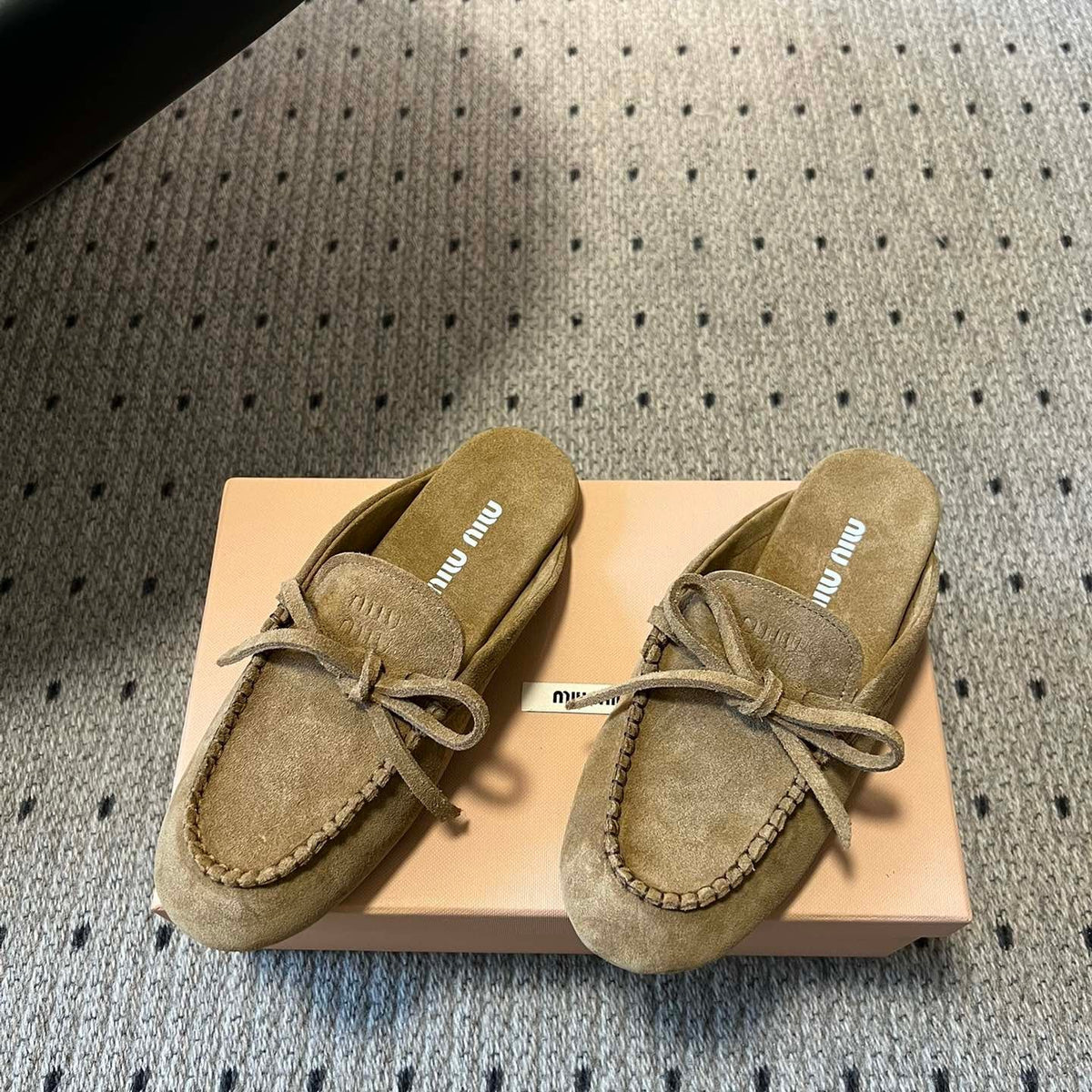 MIU M SUEDE MULES