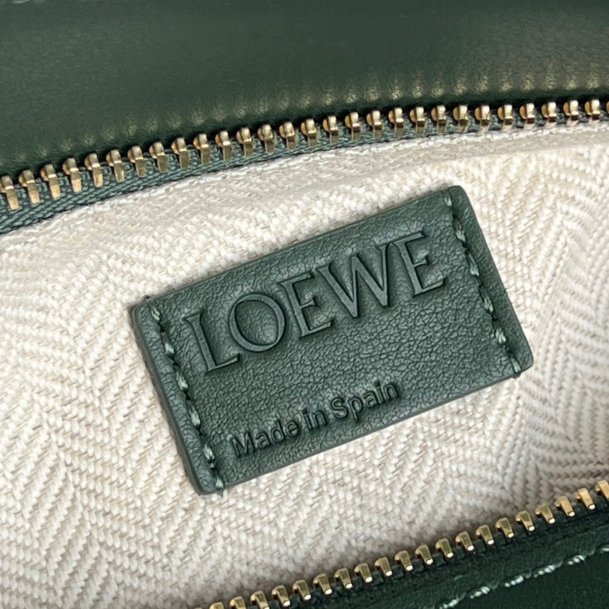 LOEW SMALL PUZZLE EDGE BAG