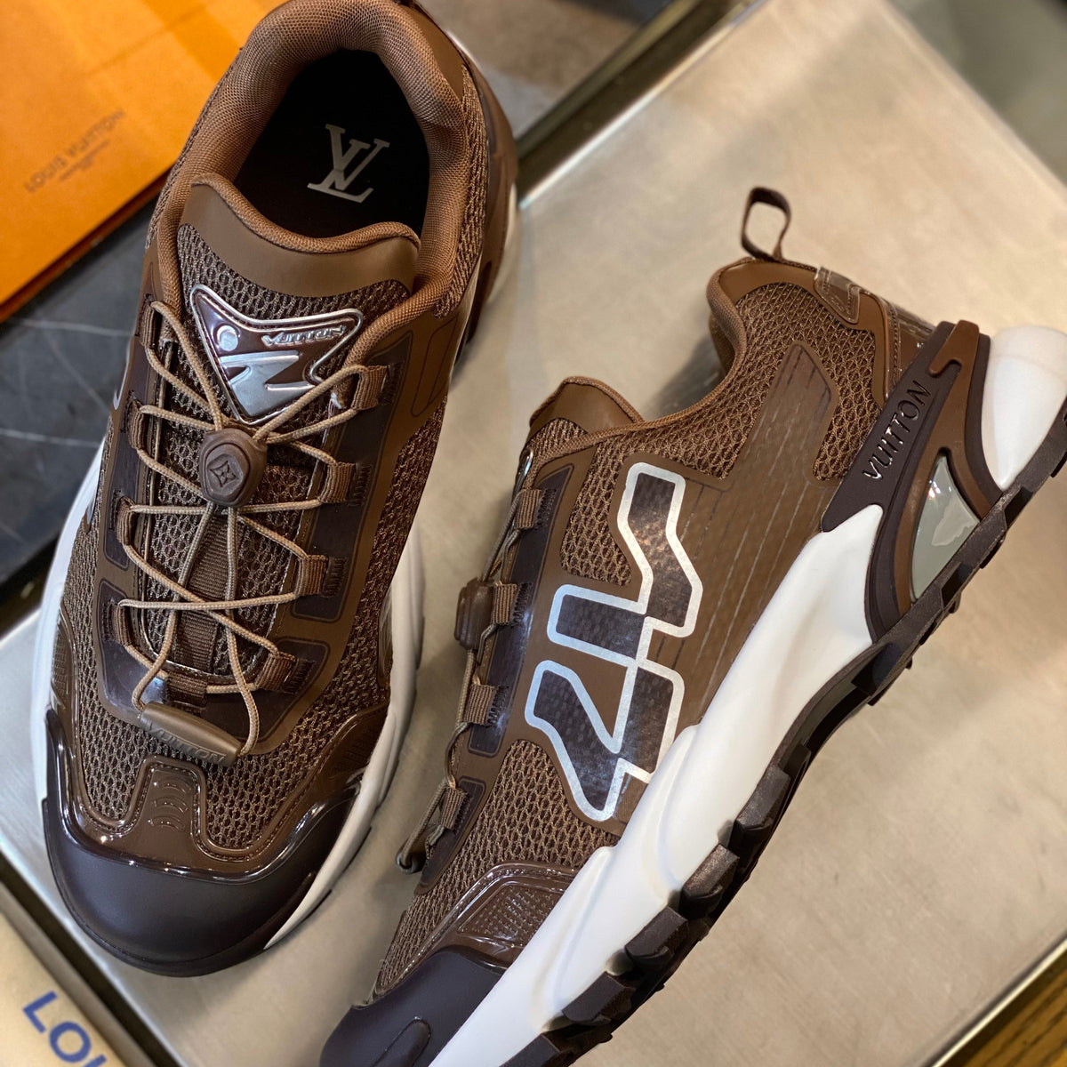 LOU RUNNER TATIC SNEAKER
