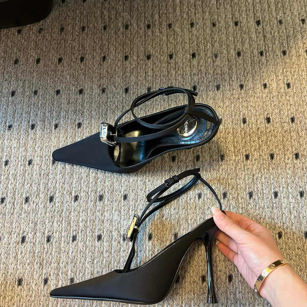 SL HEELS