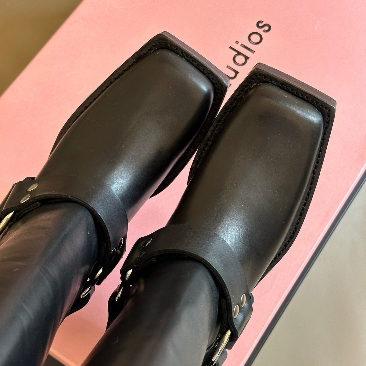 ACNE BOOTS