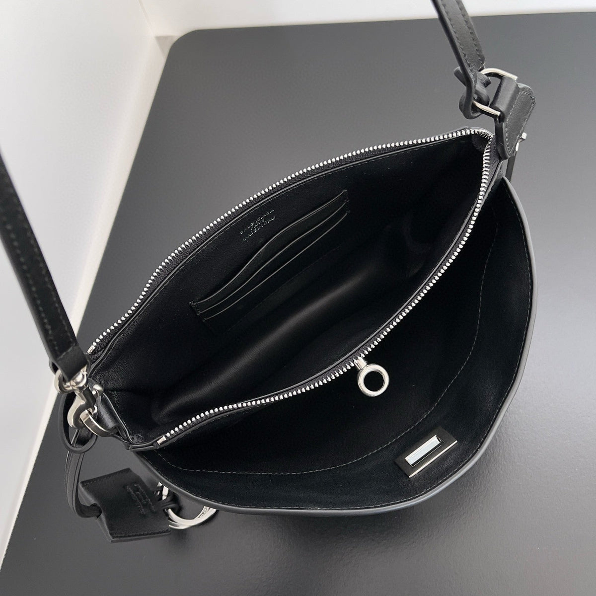 BAL RODEO SLING BAG
