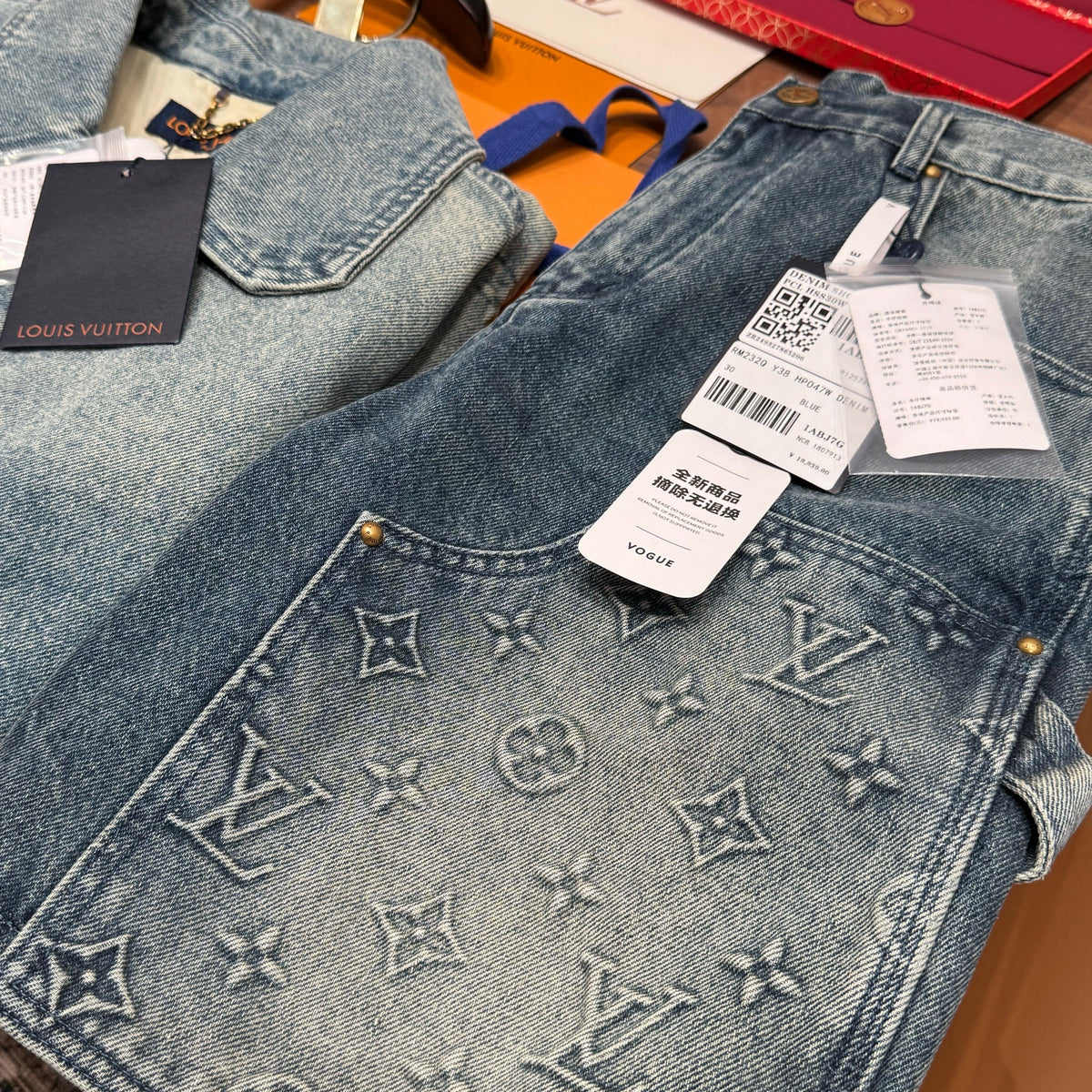 LOU DENIM SHORTS