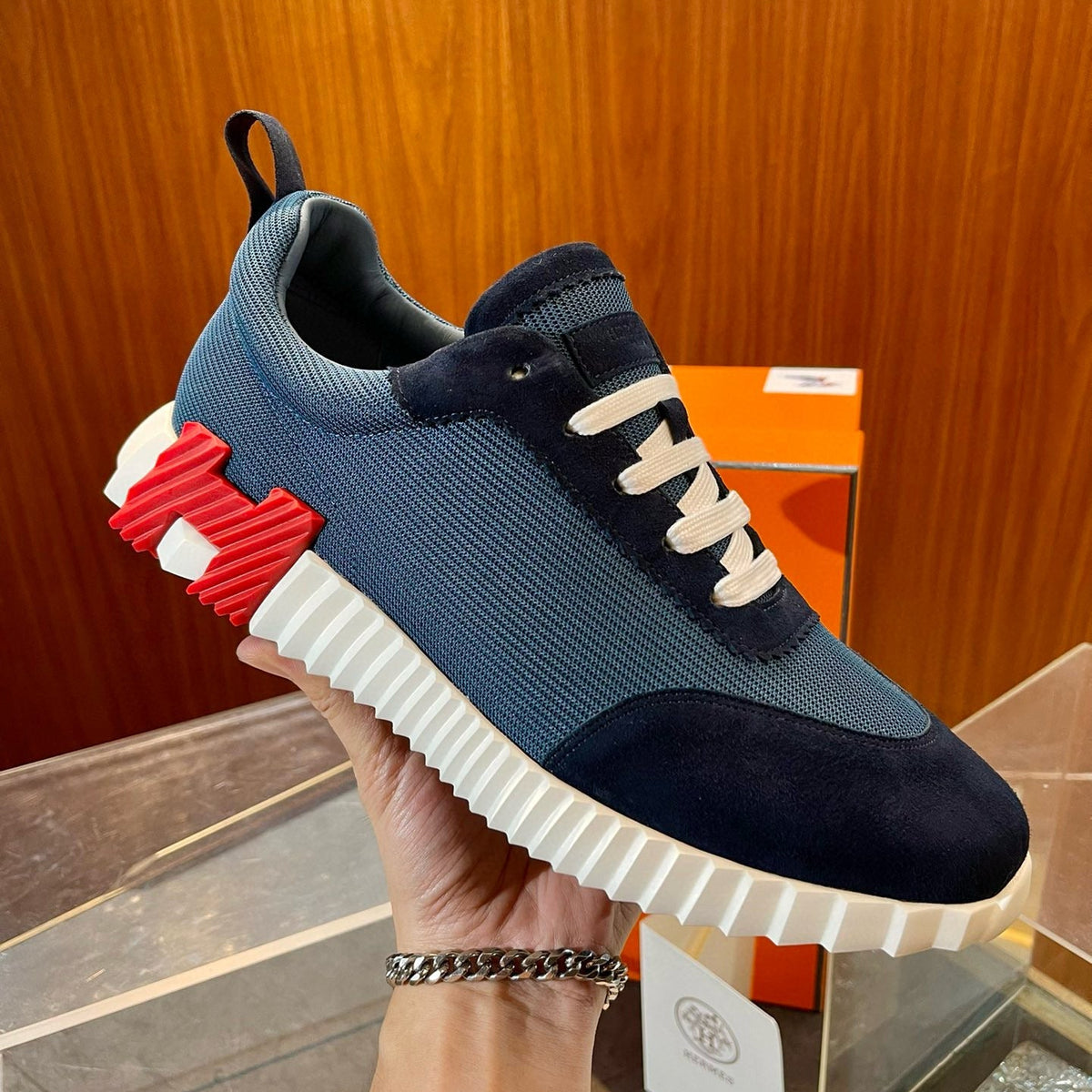 HERM BOUNCING SNEAKERS