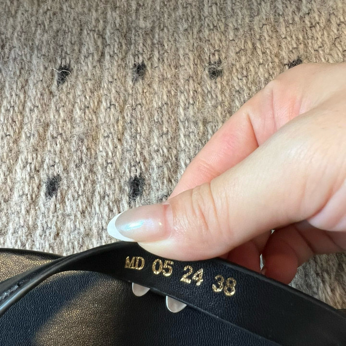 CD THONG SANDAL