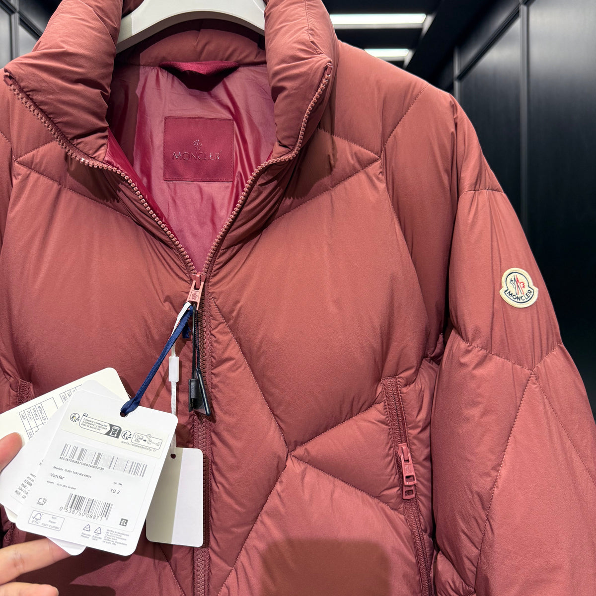 MONC VARDAR JACKET